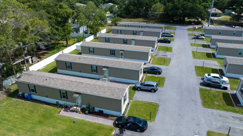 More Photos Of 8035 Gardner Rd, Tampa Manufactured Housing Mobile Home Park For Sale