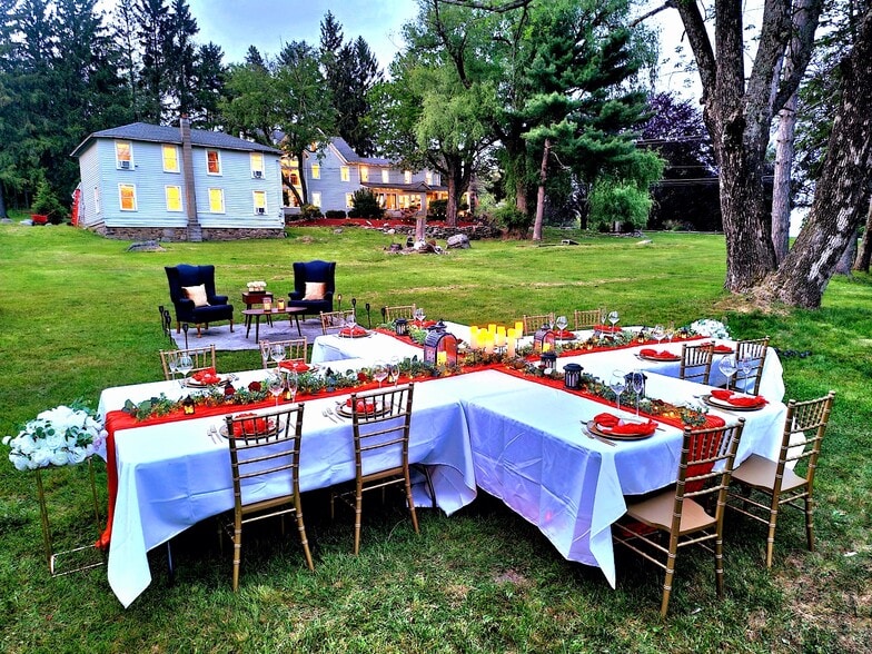 More Photos Of 2735 PA-390, Canadensis Hospitality For Sale