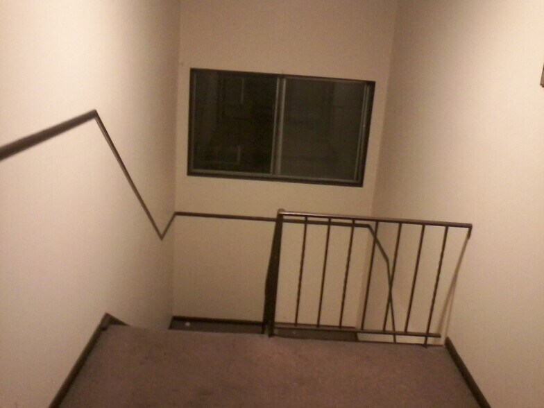More Photos Of 1845 Cliffview Rd, Cleveland Apartments For Sale