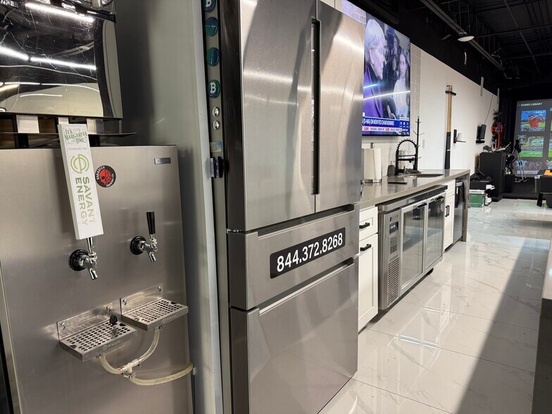 More Photos Of 12626A Dairy Ashford, Sugar Land Industrial For Sale