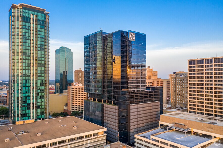 More Photos Of 640 Taylor St, Fort Worth Office For Lease