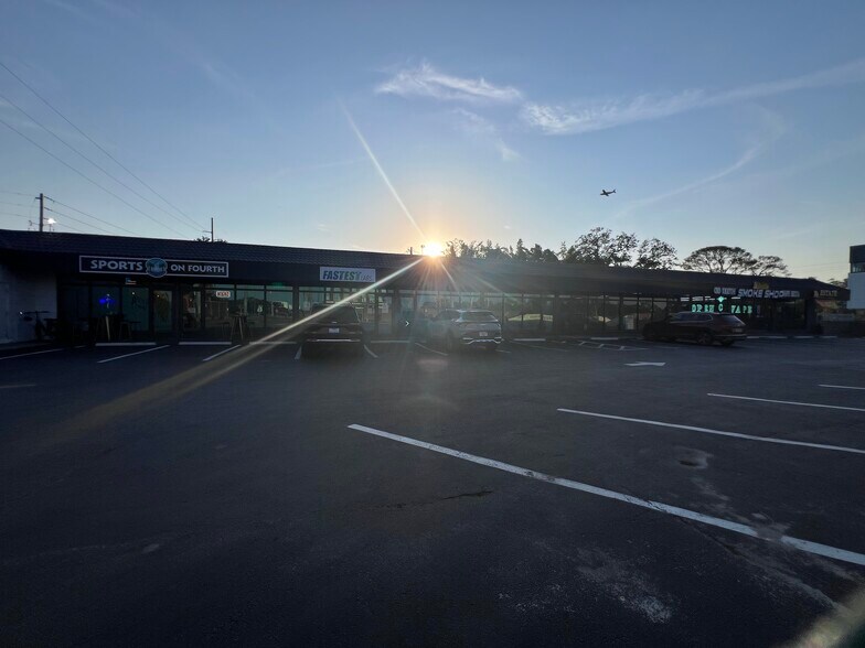 More Photos Of 1201-1239 S 4th St, Saint Petersburg Unknown For Lease