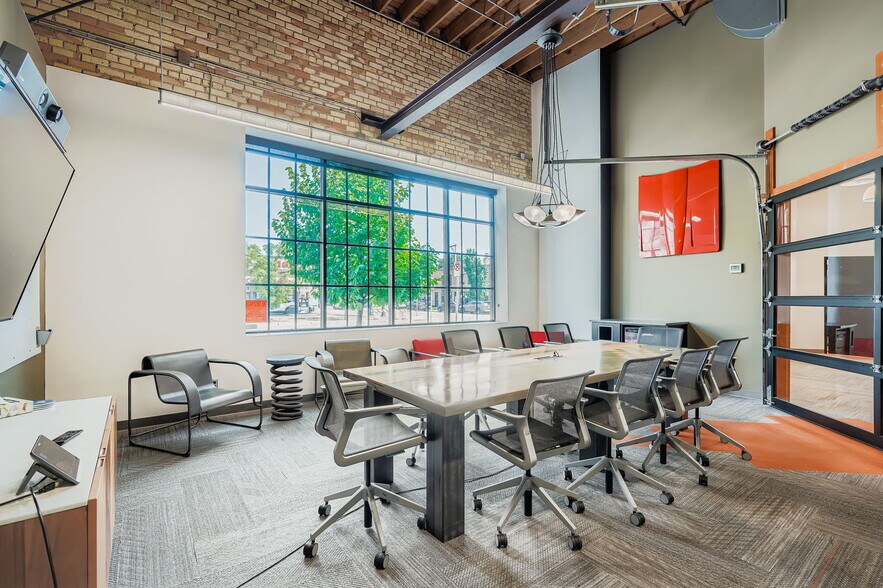 More Photos Of 571 Snelling Ave N, Saint Paul Office For Sale