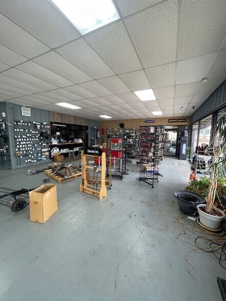 More Photos Of 4615 N Highway 71, Alma Freestanding For Sale