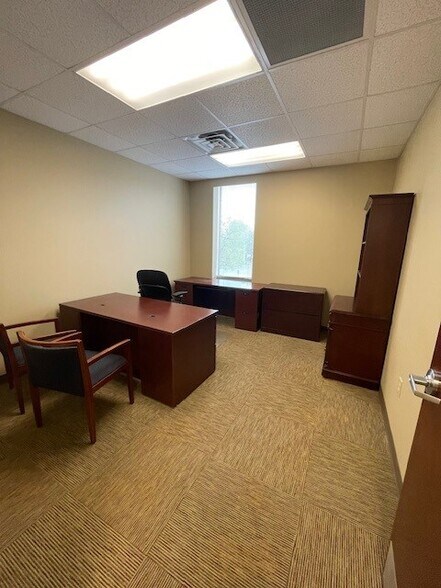More Photos Of 408 Franklin St SE, Huntsville Office For Lease