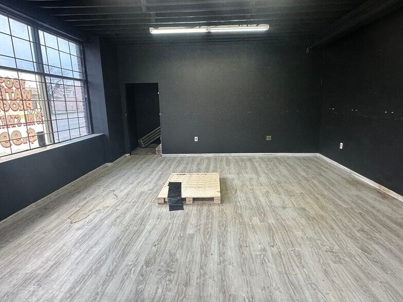 More Photos Of 18900 W Warren Ave, Detroit Freestanding For Sale