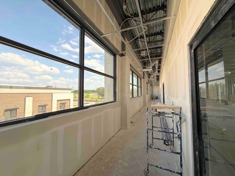 More Photos Of 11005 Preston Road, Frisco Medical For Lease