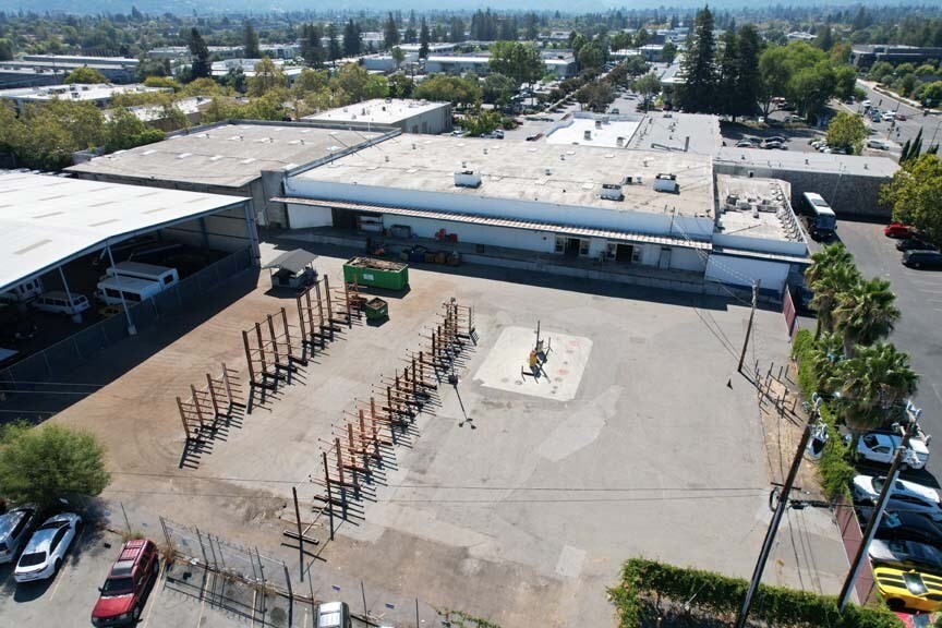 More Photos Of 3000 Winchester Blvd, Campbell Service For Lease