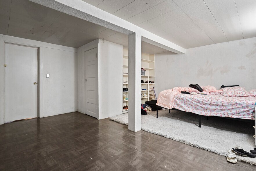 More Photos Of 1207 E Rio Grande Ave, El Paso Apartments For Sale