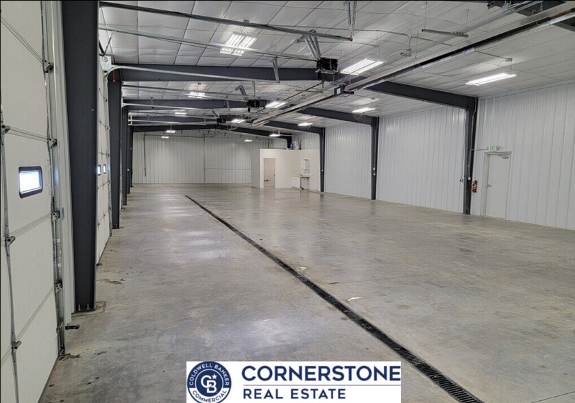 More Photos Of 745 Foster rd, Casper Industrial For Lease