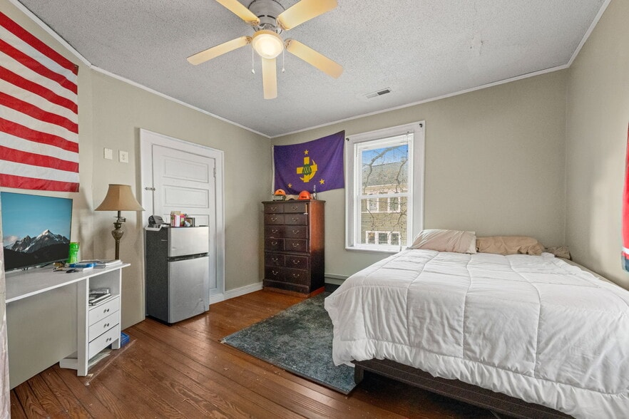 More Photos Of 1306 Flint Pl, Raleigh Multifamily For Sale