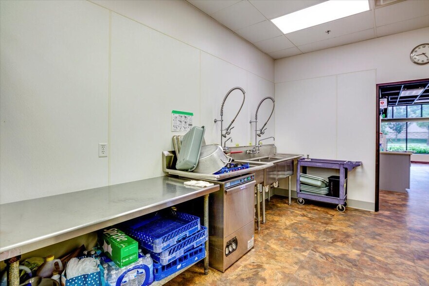 More Photos Of 115-125 56th St, Kenosha Apartments For Sale