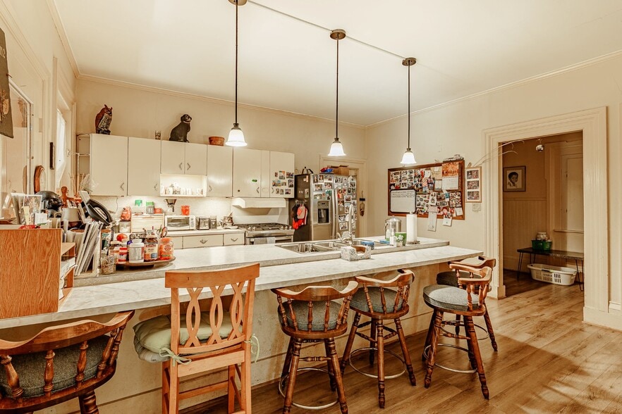 More Photos Of 23 Ontario St, Honeoye Falls Apartments For Sale