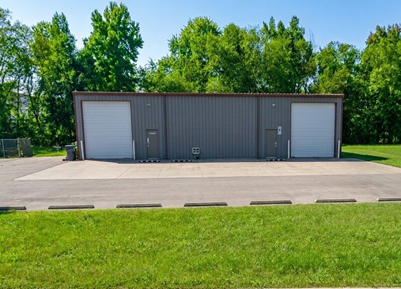 More Photos Of 10960 Bloomsbury Rd, King George Warehouse For Lease