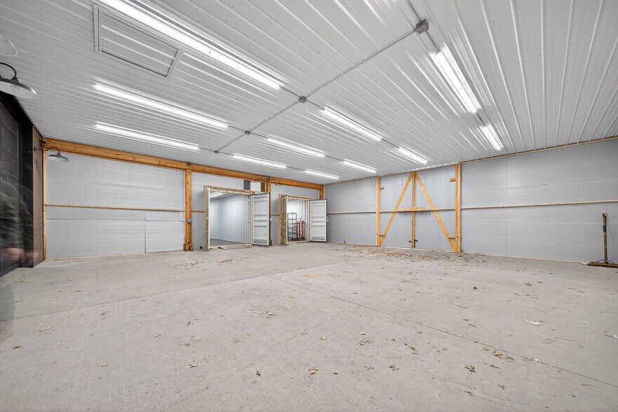 More Photos Of 1834 Outer Hwy 61 hwy, Moscow Mills Flex For Sale