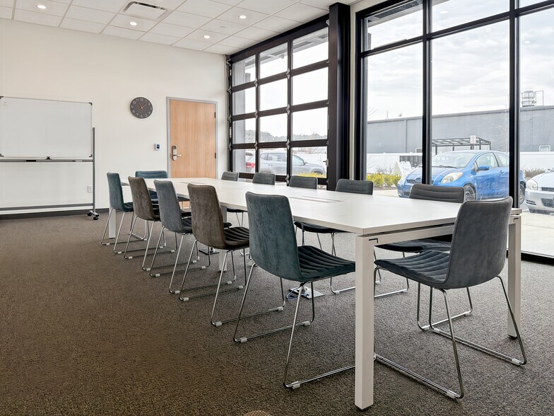 More Photos Of 1225 W 25th St, Norfolk Coworking Space