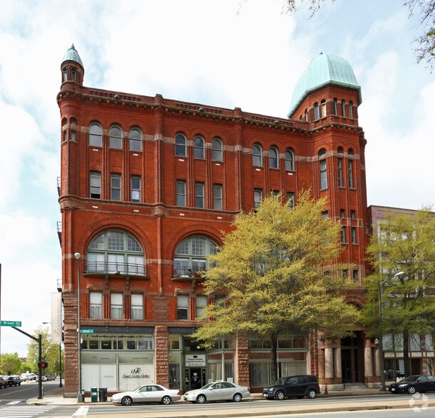 More Photos Of 101-109 W Broad St, Richmond Office For Lease