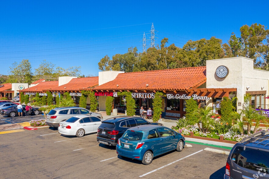 More Photos Of 2502-2600 El Camino Real, Carlsbad Unknown For Lease