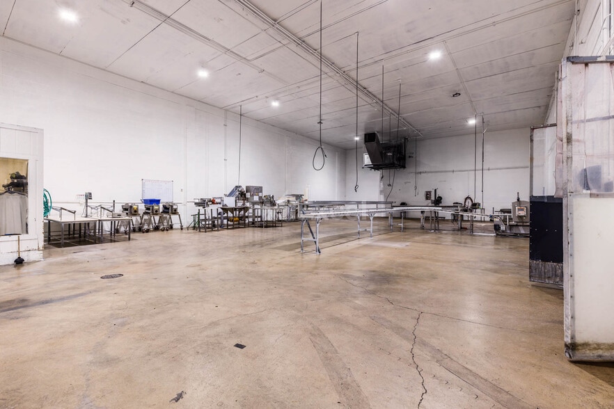 More Photos Of 550 S 1100 W, Fillmore Warehouse For Sale