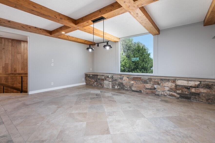 More Photos Of 49 W Burton Ave, Salt Lake City Warehouse For Lease