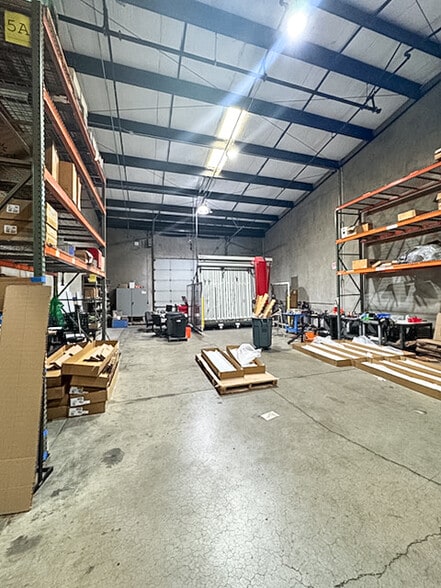 More Photos Of 2025 W 2nd Ave, Eugene Warehouse For Sale