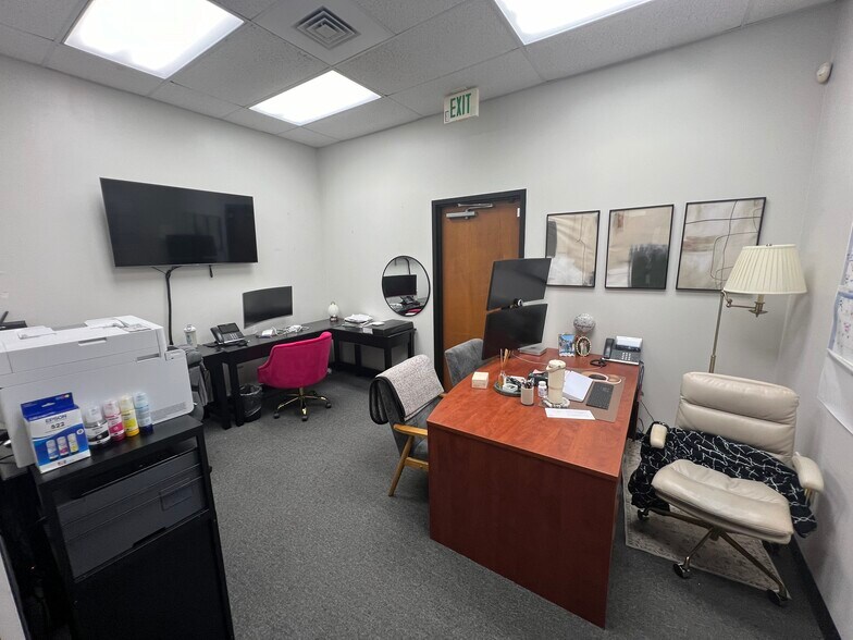 More Photos Of 3410 Henderson Blvd W, Tampa Office For Lease