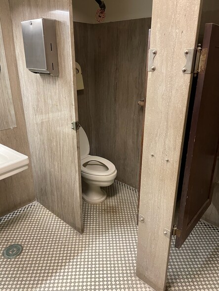 More Photos Of 369 E 149th St, Bronx Office For Lease