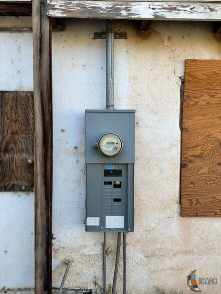 More Photos Of 254 Main St, Westmorland Freestanding For Sale