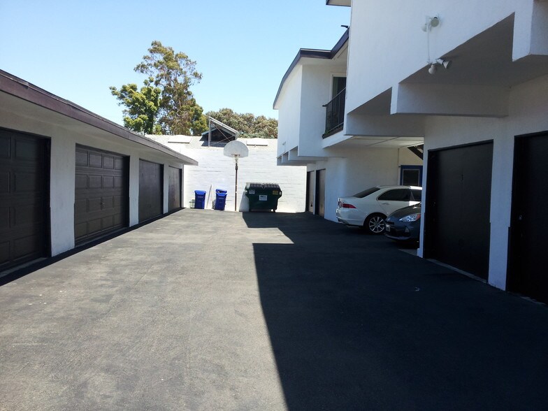 More Photos Of 1643 Artesia Blvd, Manhattan Beach Apartments For Sale