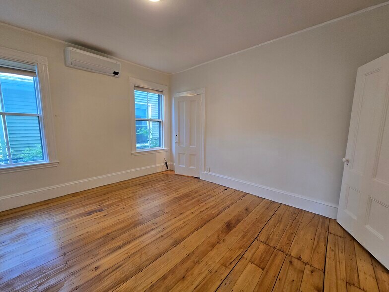 More Photos Of 96-98 Boylston St, Brookline Apartments For Sale