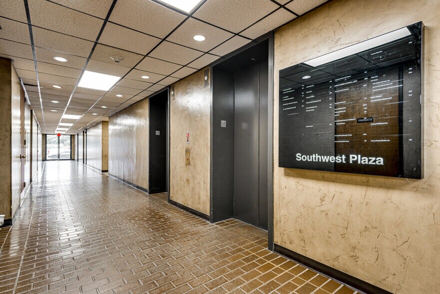 More Photos Of 1031 Andrews Hwy, Midland Office For Lease