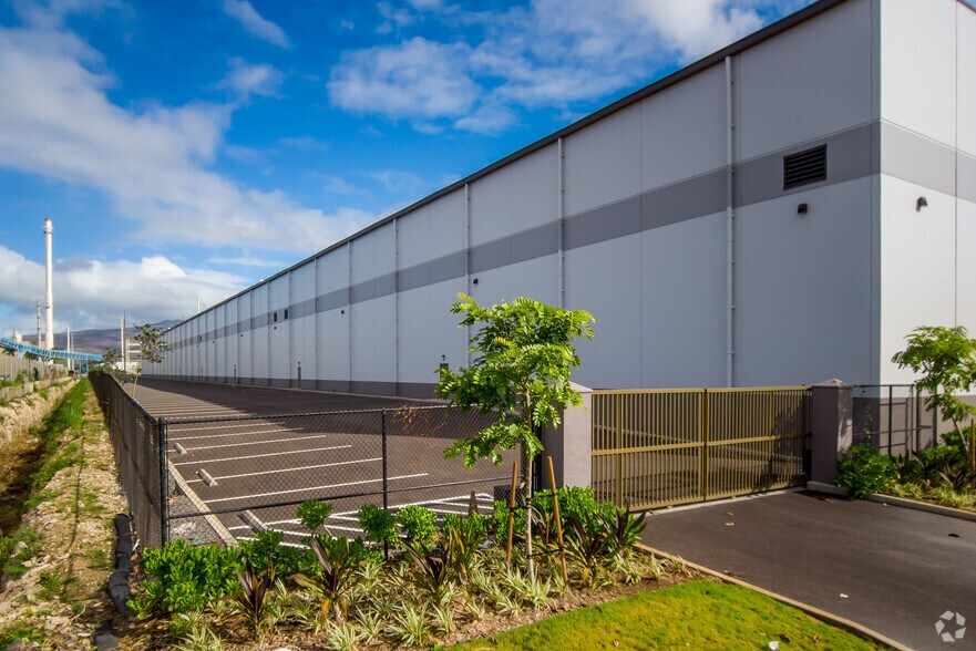 More Photos Of 91-150 Hanua St, Kapolei Warehouse For Lease