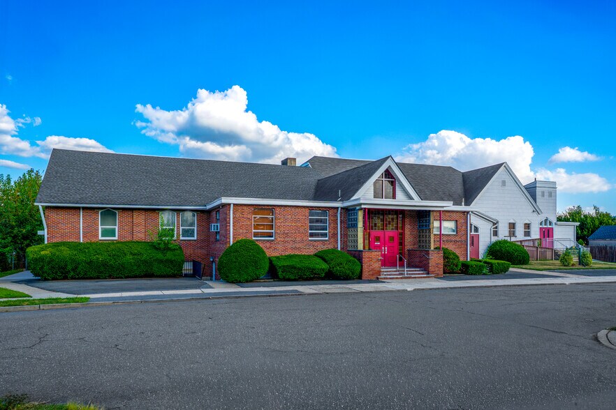 More Photos Of 21 Church St, Elmwood Park Religious Facility For Sale