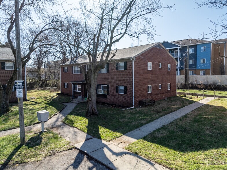 More Photos Of 5918 Devington Rd, Indianapolis Apartments For Sale