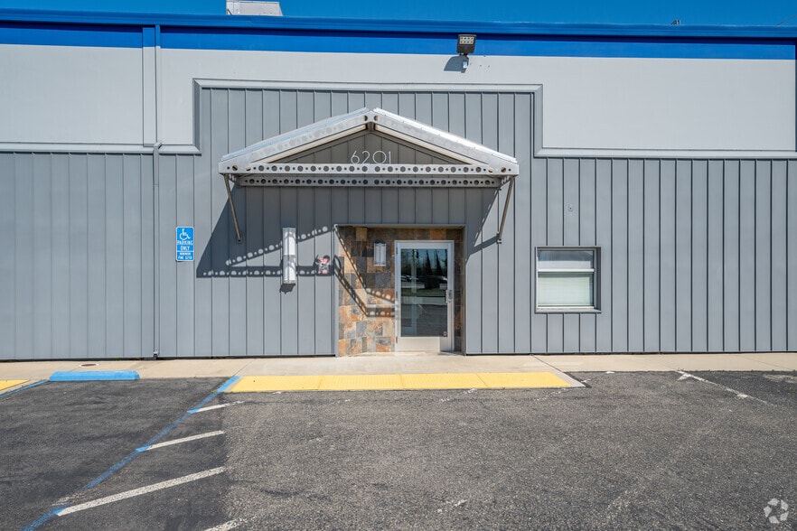 More Photos Of 6201 27th St, Sacramento Warehouse For Lease