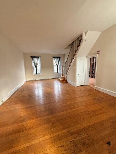 More Photos Of 330-32-34-36-38 E GIRARD AVE, Philadelphia Storefront Retail Residential For Sale