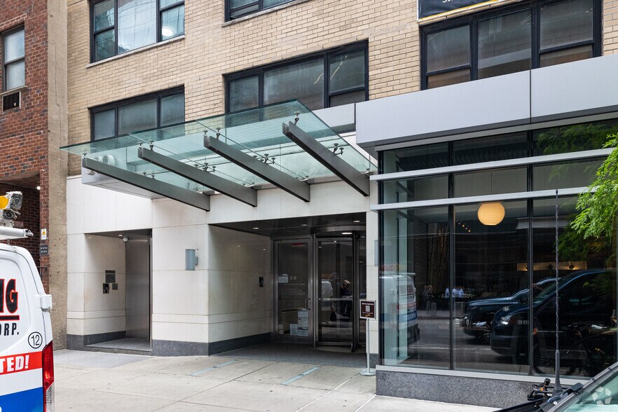 More Photos Of 330 W 58th St, New York Medical For Lease