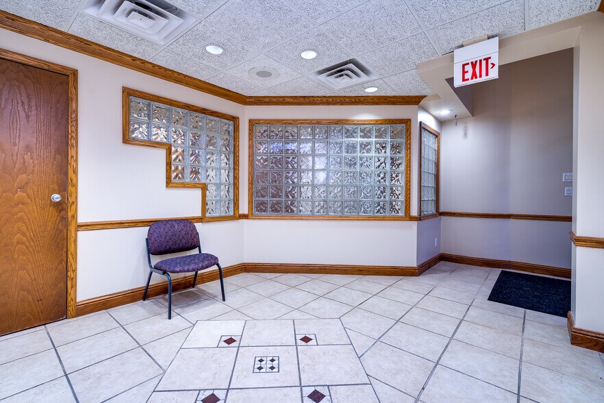 More Photos Of 7345 Far Hills Ave, Dayton Medical For Lease