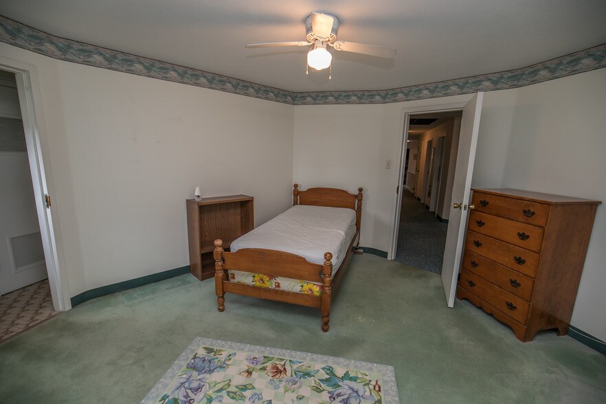 More Photos Of 2425 N Taylor Rd, Cleveland Heights Religious Facility For Sale