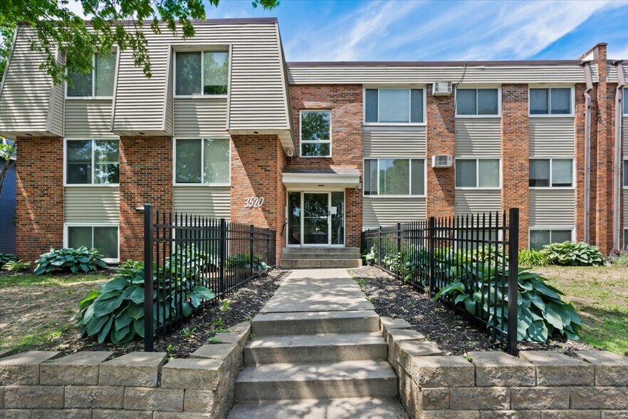 More Photos Of 3520 12th Ave S, Minneapolis Apartments For Sale