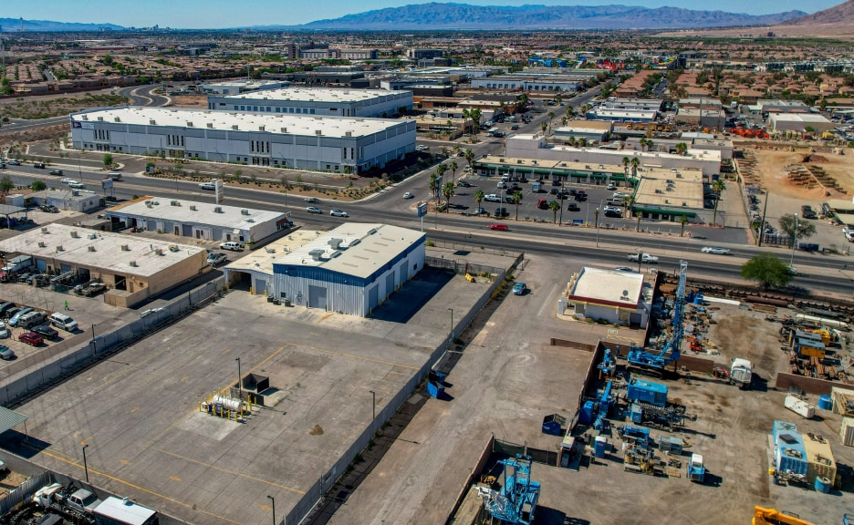 More Photos Of 739 W Sunset Rd, Henderson Warehouse For Sale