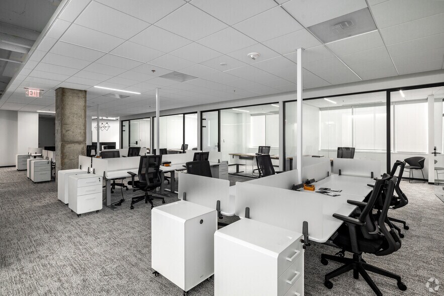 More Photos Of 5335 Wisconsin Ave NW, Washington Office For Lease