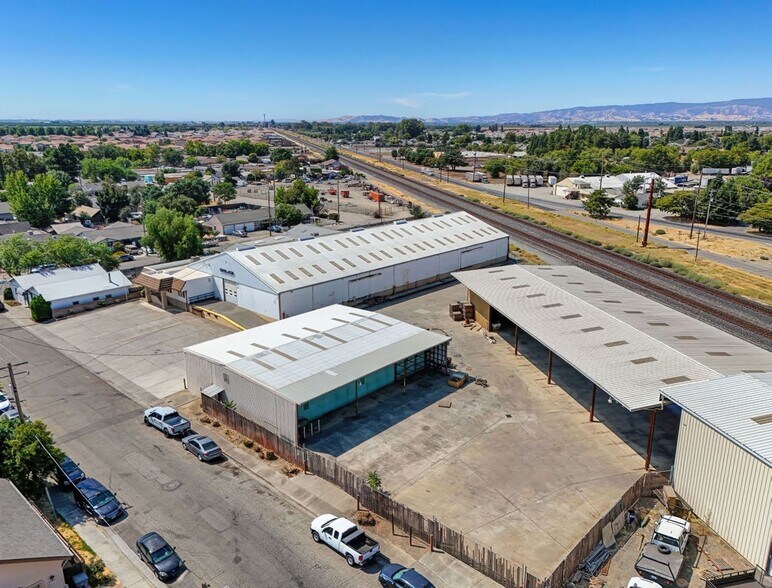 More Photos Of , Dixon Industrial For Sale