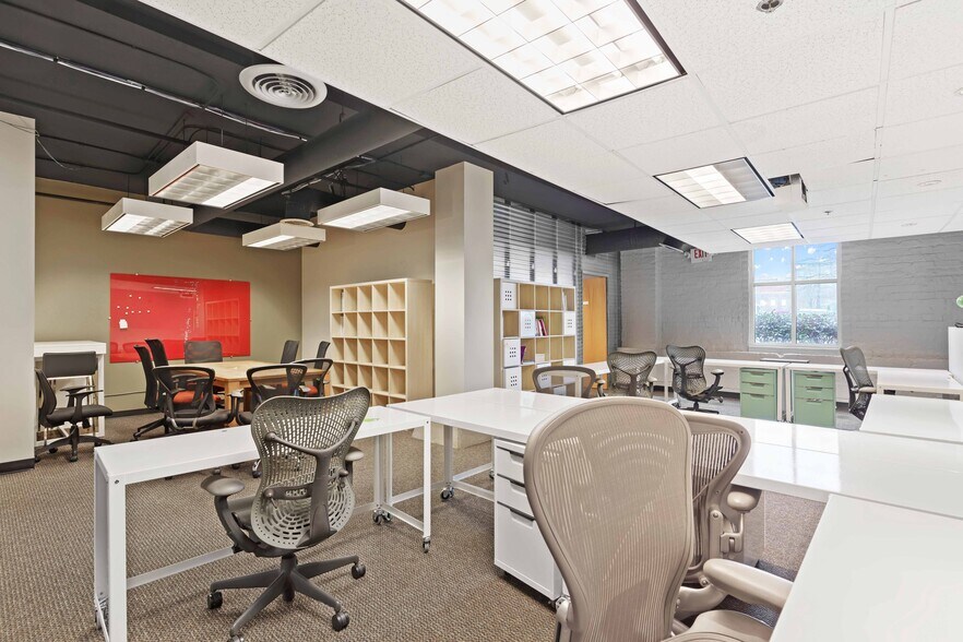 More Photos Of 590 Means St NW, Atlanta Unknown For Lease