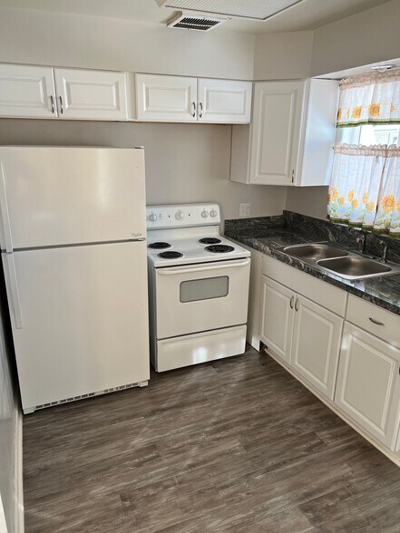 More Photos Of 1504 N Stewart St, Carson City Apartments For Sale