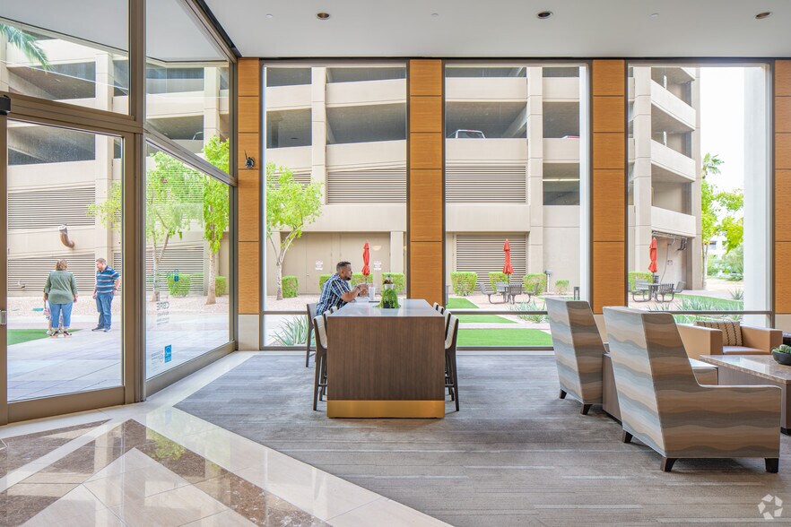 More Photos Of 3200 N Central Ave, Phoenix Office For Lease