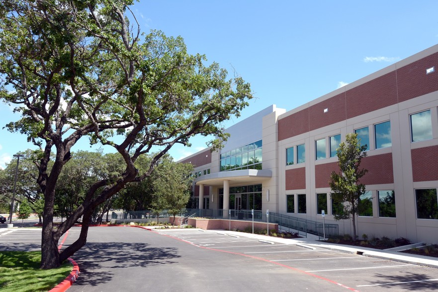 Primary Photo Of 12459 Network Blvd, San Antonio Office For Lease