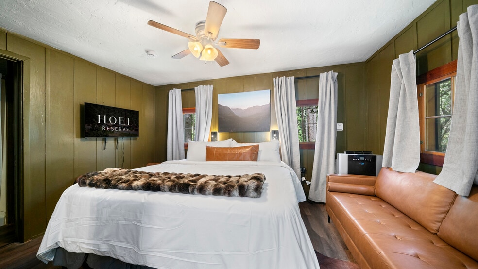 More Photos Of 9440 AZ-89A, Sedona Hotel For Sale