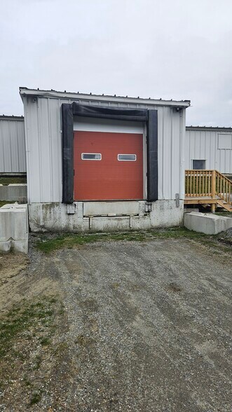 More Photos Of 2127 Cadys Falls Rd, Morristown Manufacturing For Lease