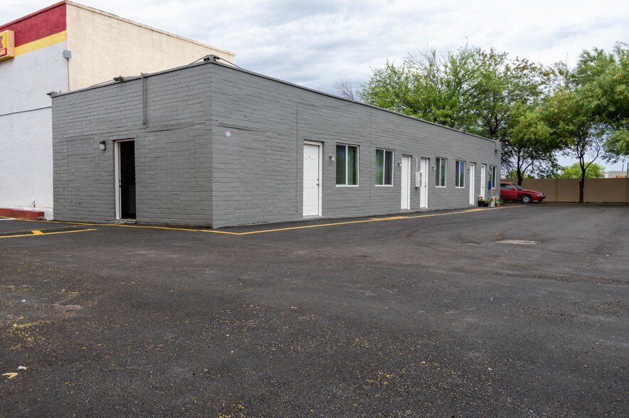 More Photos Of 2411 S 6th Ave, Tucson Apartments For Sale